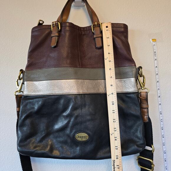 Fossil Explorer Foldover leather crossbody or shoulder bag - Picture 5 of 7